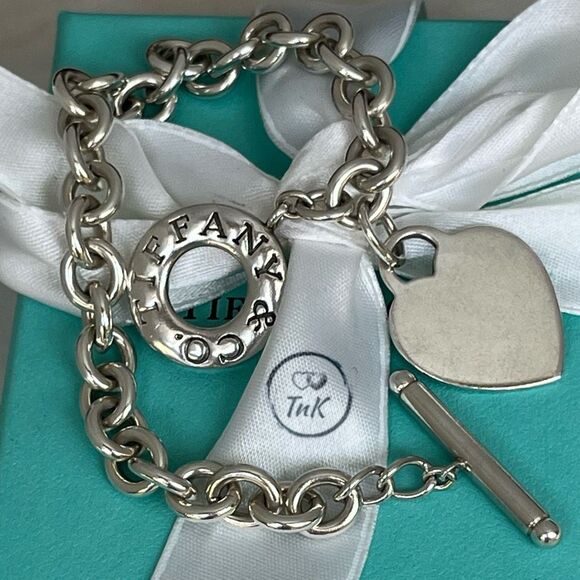 Vintage Tiffany Heart Tag Toggle Bracelet in Silver - 8” - Picture 3 of 14